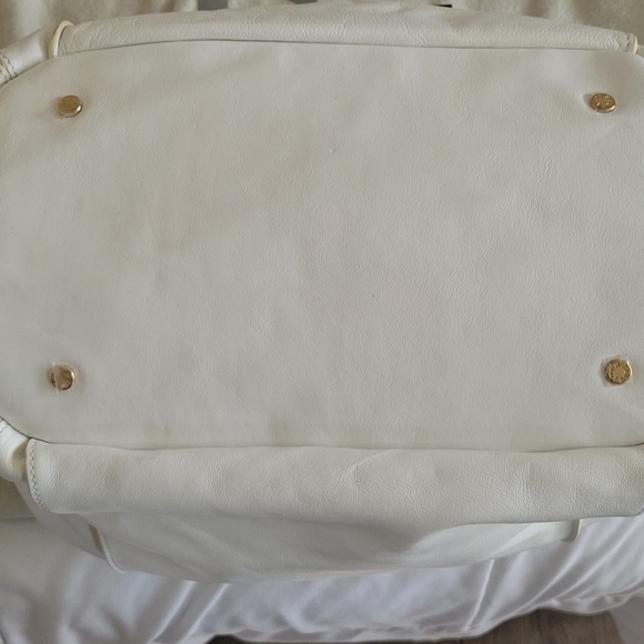 Ferre Milano white Satchel.  New without tags - Picture 4 of 8